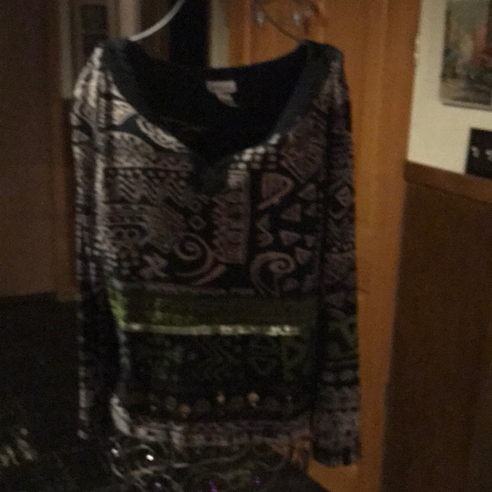 Chico’s top - Picture 4 of 5